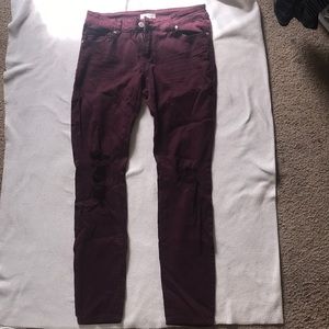 MAROON SKINNY JEANS